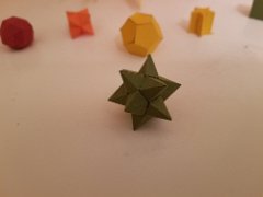 Tiny small stellated dodecahedron